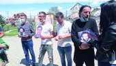 RASVETLITI UBISTVA I KIDNAPOVANJA NOVINARA: Svetski dan slobode medija obeležen u Beogradu i Gračanici, uz pozive kolegama da se ne dele