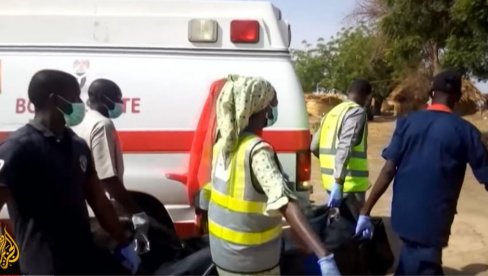 MOTO BANDA SEJALA SMRT U NIGERIJI: Upali u selo, spalili kuće i ubili 32 osobe