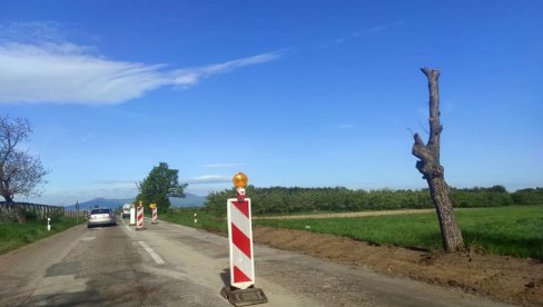 RADOVI NA PUTU: Počela rehabilitacija saobraćajnica u opštinama Kladovo i Negotin