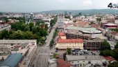 ČULA SE POTMULA GRMLJAVINA, A ONDA JE SAMO PUKLO: Banjaluku pogodio zemljotres, građani u strahu - noć će provesti u neizvesnosti