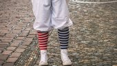 РИСКАНТНИ МОДНИ ИЗБОР: Зашто је ношење црвено-белих чарапа кажњиво у Белорусији?