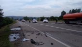 POŠLA BRATU NA GROB PA POGINULA: Detalji nesreće kod Užica - stradala u sudaru sa šleperom, povređeni sin i bratanac sedeli napred