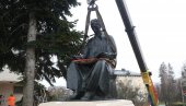 СРПСКОМ ГЕНИЈУ САМО ПЕРИФЕРИЈА: После готово тридесет година споменик Николи Тесли враћа се у Госпић