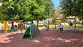 ВИДЕО-НАДЗОР И ЗА ЉУЉАШКЕ: Неготински малишани, после девастирања из 2018, добили безбедно игралиште