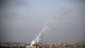 ПОГОЂЕН СОЛИТЕР У ИЗРАЕЛУ: Ово је тренутак када палестинска ракета погађа вишеспратницу у Ашелону (ВИДЕО)