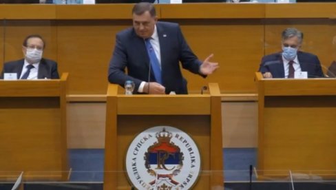PRE RATA SI SE VOZIO NA BICIKLI: Žestoka svađa Dodika i Stanića - Tražio mi dva miliona maraka da pređe u SNSD! (VIDEO)