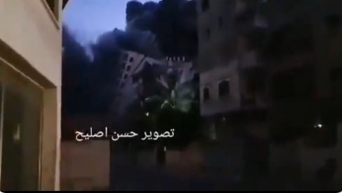 ЗГРАДА НЕСТАЈЕ КАО КУЛА ОД КАРАТА: Израелске ракете гађају Газу, густи дим на све стране! (ВИДЕО)