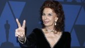ŽELIM I DALJE DA GLUMIM: Sofija Loren dobila nacionalnu nagradu Italije David di Donatelo