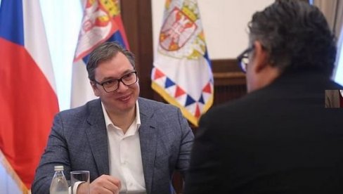 ВУЧИЋ СА КУХТОМ: Председник разговарао са чешким амбасадором