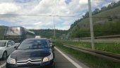 SAOBRAĆAJNA NESREĆA KOD VRČINA: Usporen saobraćaj u smeru ka Beogradu