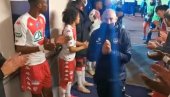 POČASNI ŠPALIR ZA PORAŽENI TIM? Trener i fudbaleri Monaka oduševili su svet ovim gestom (VIDEO)