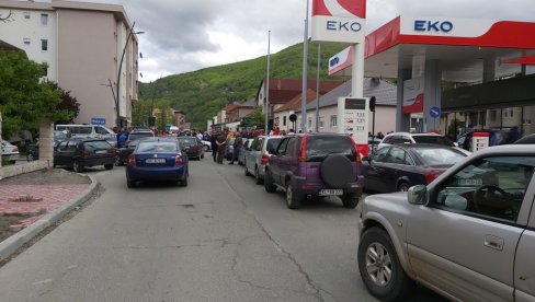 OBEĆANJE PREKINULO PROTEST: Ukinuta blokada puta u Andrijevici, građanima zbog incidenata obećan dolazak direktora policije