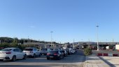 PRVI JULSKI VIKEND I PRVI VEĆI TALAS TURISTA: Očekuje se pojačan saobraćaj i gužve na graničnim prelazima