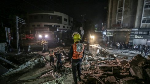 НАЈГОРИ НАПАД НА ГАЗУ: Погинуло најмање 23 особе, срушене три зграде