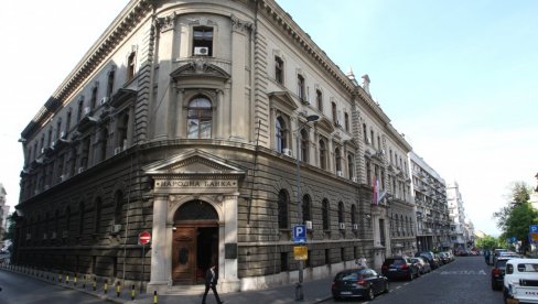PORASLE KAMATE NA KREDITE: Prema podacima centralne banke Srbije, poskupele pozajmice od 0,2 do 0,6 odsto