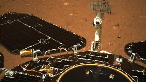 PRVE SLIKE SA MARSA: Kineski rover zabeležio prve slike Crvene planate