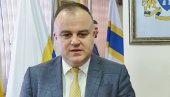 СПОРНА ОДЛУКА КАТИЋА: Забрана градоначелника Херцег Новог угрозила власт на државном нивоу