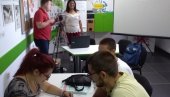 ЗА МАЊЕ ОД ПЕТ МИНУТА ДО ЖЕЉЕНЕ РАДИОНИЦЕ: Анкетирање младих од 15 до 30 година у Крушевцу