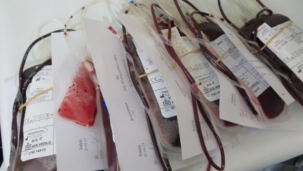 ПОКАЖИТЕ ХУМАНОСТ: Из Завода за трансфузију крви Војводине поручују - Потребне све крвне групе ради одржавања стабилних залиха