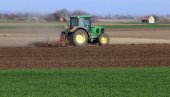 VIŠE NJIVA ZA MLADE U SELU: Novi zakon o poljoprivrednom zemljištu rešava brojne nedoumice i probleme u agraru