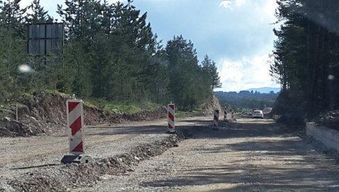 RADOVI NA PUTEVIMA: Obustavljen saobraćaj od Pljevalja do graničnih prelaza sa Srbijom i Republikom Srpskom