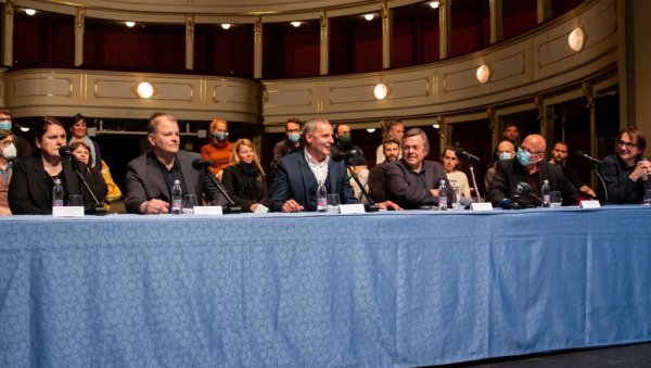 ПРЕДСТАВА ТЕ НОЋИ САМ ЈЕ ВИДЕО : Пројекат у сарадњи ЈДП, СНГ из Марибора, Бург театра из Беча и Цанкарјевог дома из Љубљане