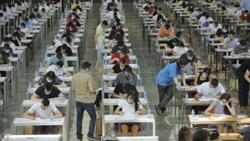 UPIS NA FAKULTETE: Maturanti počinju trku za 33.414 indeksa, kandidati za upis moraju da poštuju zdravstvene mere
