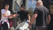 KRVAVI SUKOB U CENTRU NOVOG PAZARA: Muškarac uboden u nogu - Tukli se naočigled prolaznika!  (VIDEO)