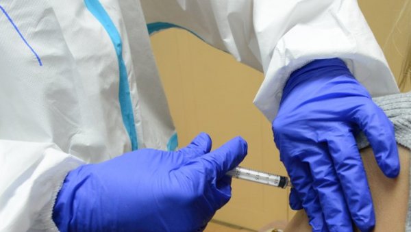 ТОКОМ ЈЕСЕНИ ЈОШ ЈЕДНА БОРБА - Имунолог Чолић: Мораћемо редовно да се вакцинишемо