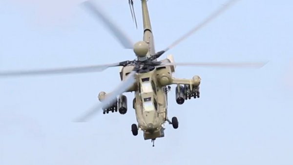 ИЗВАНРЕДНА УДАРНА МОЋ НОЋНОГ ЛОВЦА: Руски хеликоптери Ми-28 НМ у равни бомбардера (ВИДЕО)