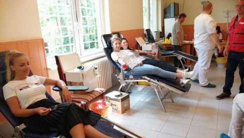 AKCIJA CRVENOG KRSTA U ZRENJANINU: Dobrovoljno davanje krvi u prostorijama Mesne zajednice