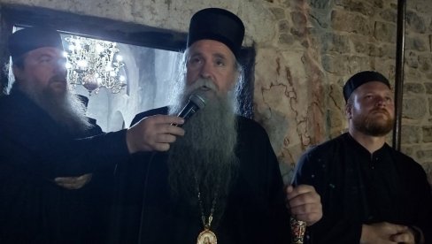ZVONA POZDRAVILA ĐEDOVOG NASLEDNIKA: U Beranama radost nakon vesti o izboru episkopa Joanikija za novog mitropolita crnogorsko-primorskog