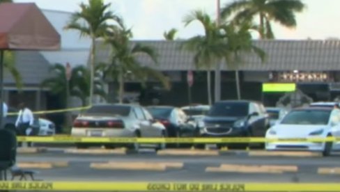 KAMION UDARIO UČESNIKE PARADE PONOSA: Nesreća u Majamiju - jedan muškarac podlegao povredama, drugi teško ranjen