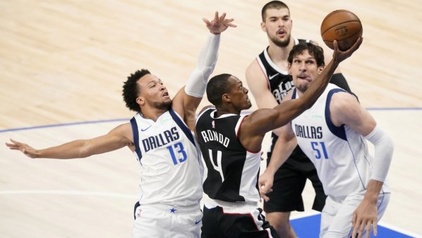 НБА: Клиперси изједначили против Даласа, 12 поена Марјановића