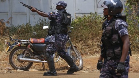 УБИЈЕНО НЕКОЛИКО ОСУМЊИЧЕНИХ ЗА ТЕРОРИЗАМ: Безбедносне снаге Угандпривеле 106 особа