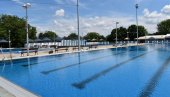 TROJE DECE SE UTOPILO U SRBIJI: Instruktorka plivanja objasnila šta ne sme da se radi na kupalištu