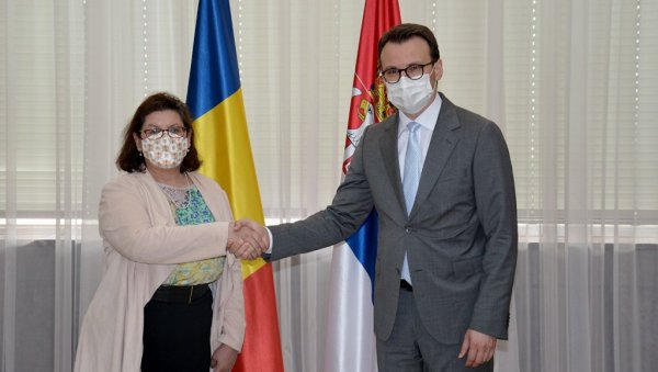 О ПОЛИТИЧКО-БЕЗБЕДНОСНОЈ СИТУАЦИЈИ НА КИМ: Петковић се састао са амбасадорком Румуније
