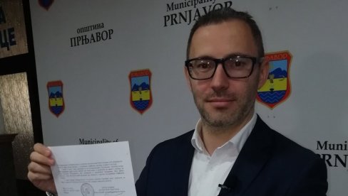 NEZNANJE ILI PODMETAČINA SDS-a: Tomaš oborio smenu potpredsednika SO Prnjavor (FOTO)