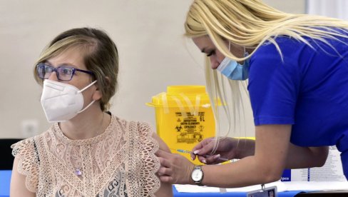 VAKCINISANO VIŠE OD 3,2 MILIONA LJUDI: U Moskvi masovna kampanja imunizacije
