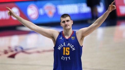 JOKIĆ UŽIVA U ČARIMA SRBIJE: MVP NBA lige se pojavio na Tari! Svi pričaju o njegovim mišićima (FOTO)