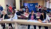 FORMIRANA ŽENSKA ODBORNIČKA MREŽA: U Gradskoj skupštini u Pirotu polovina odbornika su žene