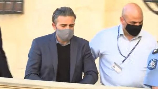 БРУТАЛНИ ДЕТАЉИ ПЛАЋЕНОГ УБИСТВА: Србин дао цигарету Египћанину, па му пумпарицом разнео главу