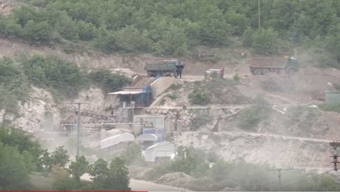 I PČELE SU OTERALI PRAŠINOM: Problem žitelja stanišora kod Novog Brda kulminirao protestima meštana