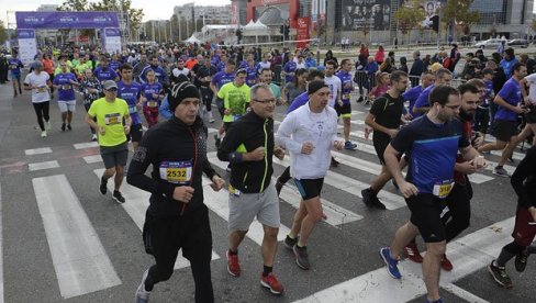 ZATVARAJU CENTAR OD SUBOTE U PONOĆ: Zbog maratona veliki broj ulica biće neprohodan u nedelju do 17.00
