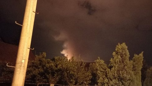EKSPLOZIJE U ČAČKU, NAROD BEŽI: Gori fabrika Slobode, odjekuju detonacije (FOTO/VIDEO)