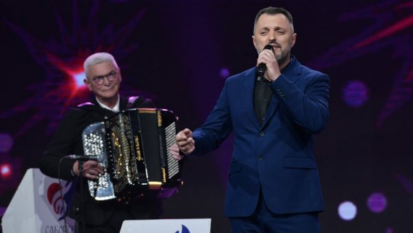 МАНОЈЛОВИЋУ ПРВА НАГРАДА: Због неправилности, проглашен нови победник Сабора народне музике Србије