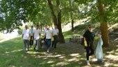 LEPOTE REKE OBAVEZUJU: Velika akcija na čišćenju priobalja, Drine i Drinskog jezera kod Malog Zvornika (FOTO)