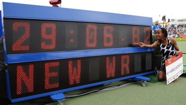 КАКВА ТРКА! Етиопљанка с холандским пасошем оборила светски рекорд за више од 10 секунди (ФОТО)