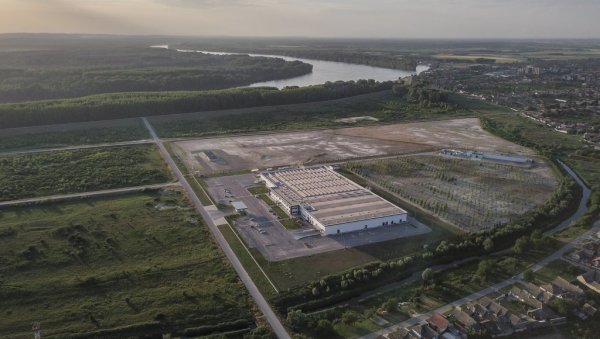 САДА ЈЕ ЛАКШЕ ПОКЛОНИТИ ПЛАЦ: Измењена уредба о отуђењу и давању у закуп земљишта у јавној својини