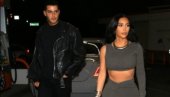KIM KARDAŠIJAN NE ŽELI DRAMU: Na božićnu proslavu zvala Kanjea, ali i novog dečka